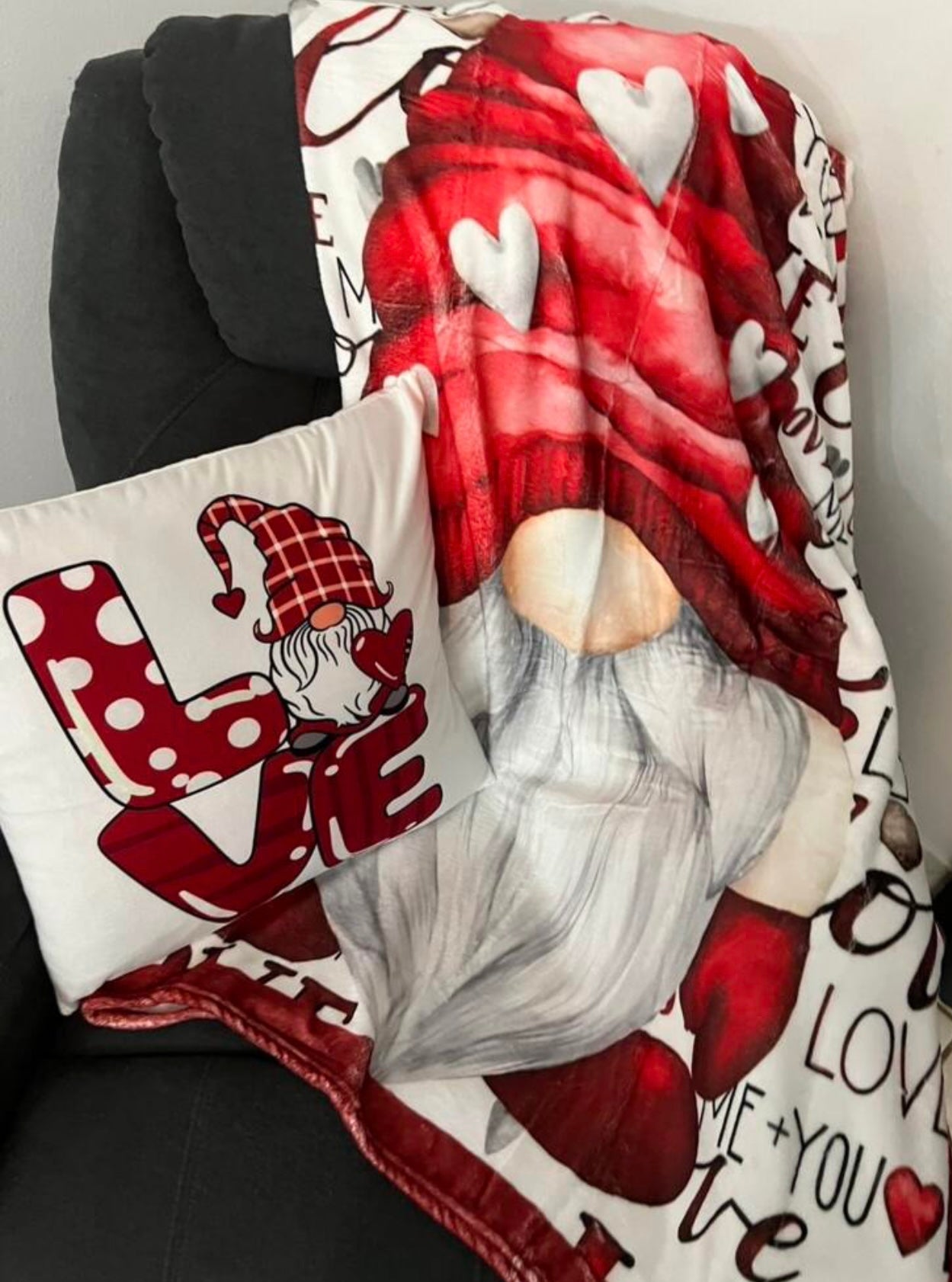 Valentines Day Gnome Blanket