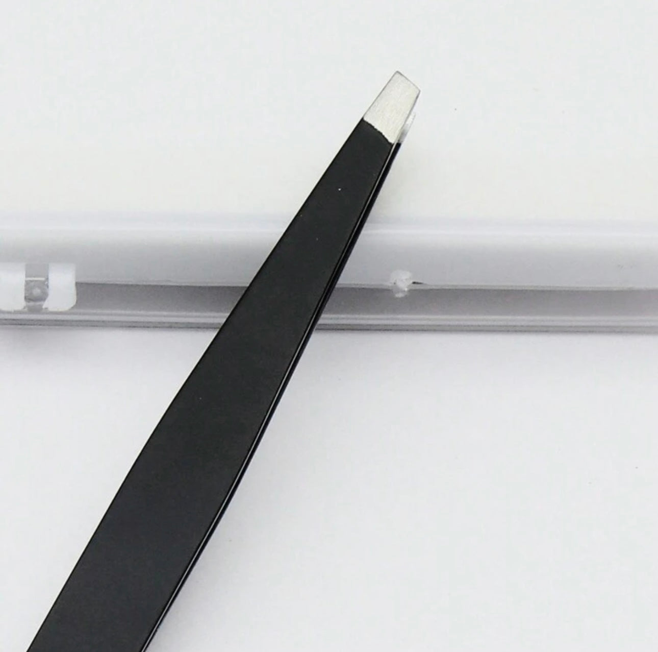 Tweezer