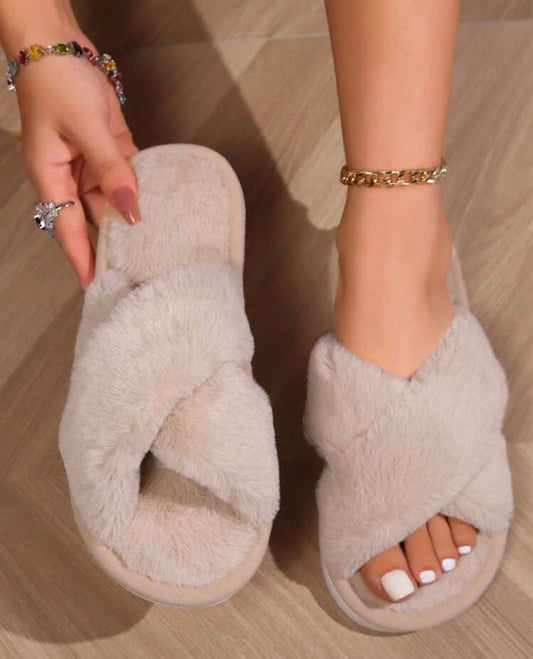 Woman’s Furry Slides Sandals